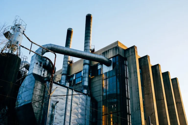 How to Build an Industrial Buyer’s Guide