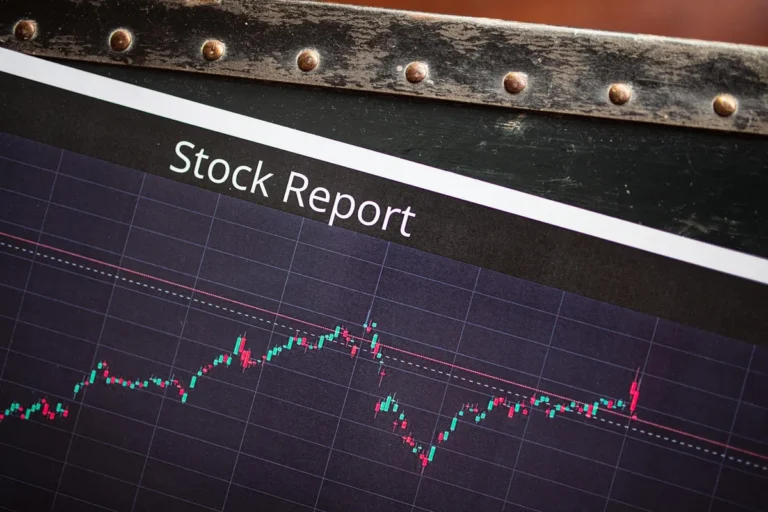 Reading the 2025 Steel Pricing Cycle: What the Data Suggests